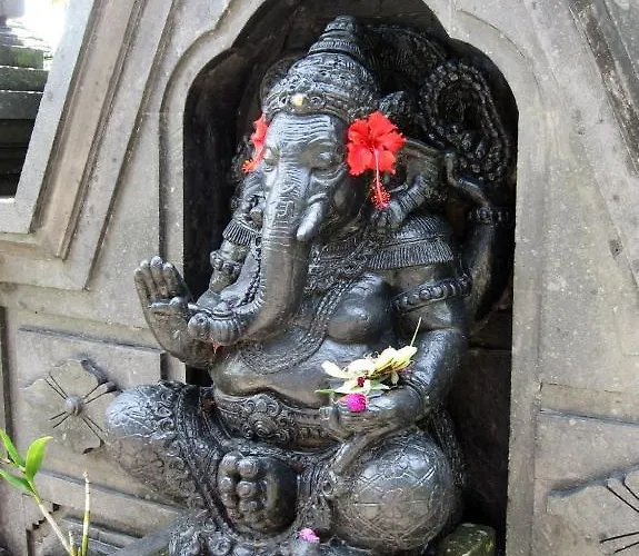 Terang Bulan 2* Ubud